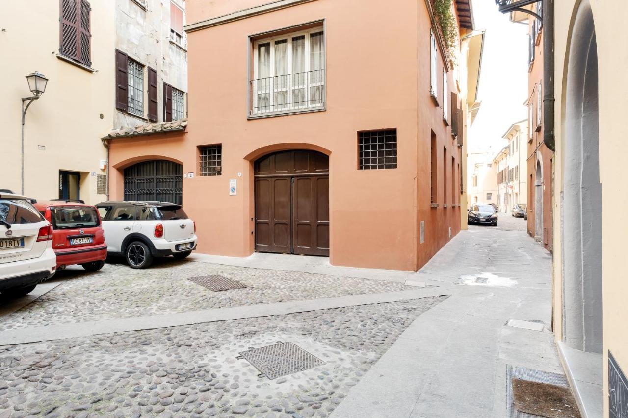 Lo Scrigno Delle 2 Torri! Nel Cuore Del Centro, Vicino A Via Rizzoli Bologna Luaran gambar
