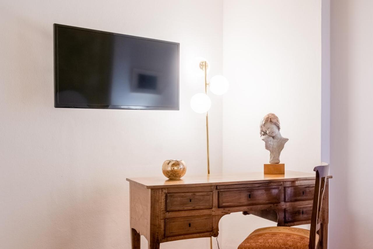 Lo Scrigno Delle 2 Torri! Nel Cuore Del Centro, Vicino A Via Rizzoli Bologna Luaran gambar
